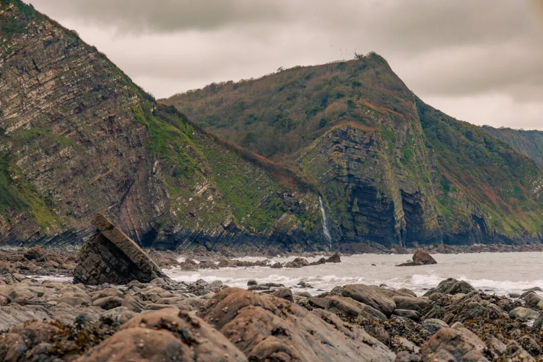 Blackchurch rock cliffs cove