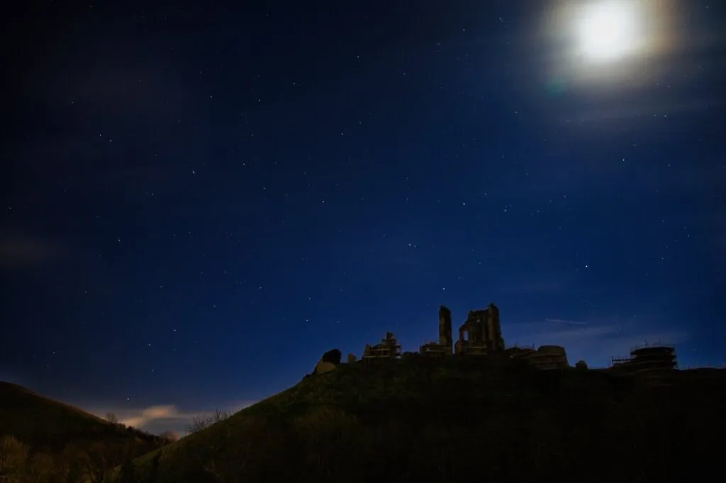 Corfe castle night moon stars