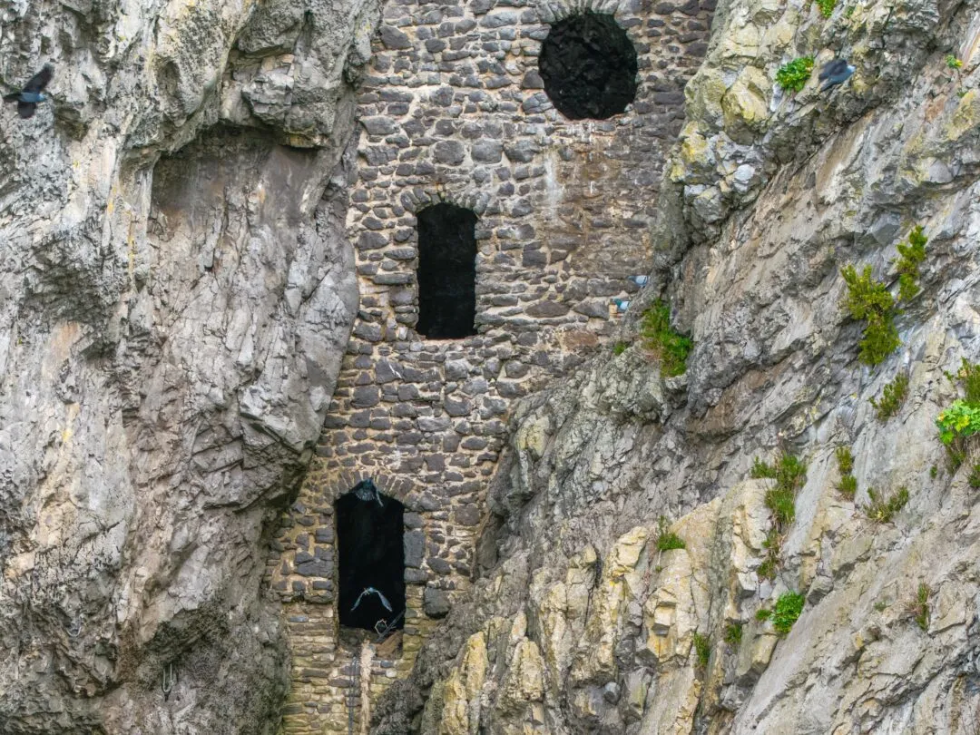 Culver hole window detail