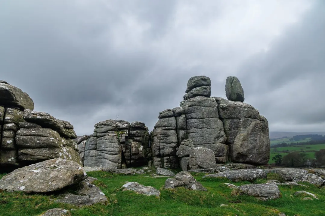 Tor twin balanced boulders, Dartmoor, Devon