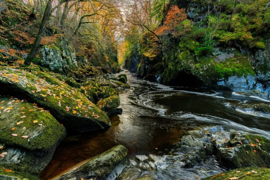 Fairy glen gorge autumn wide