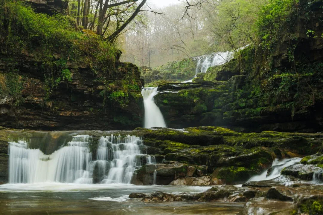 Four waterfalls narrow gorge