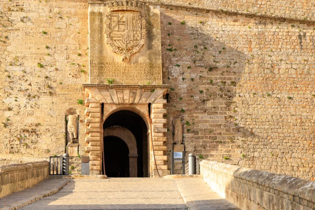 Portal de ses Taules coat of arms, Ibiza Old Town