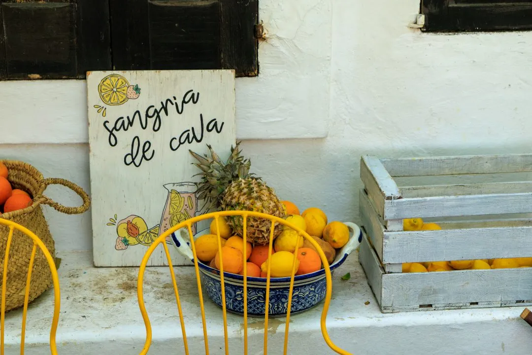 Sangria sign fruit bowl, Ibiza Old Town