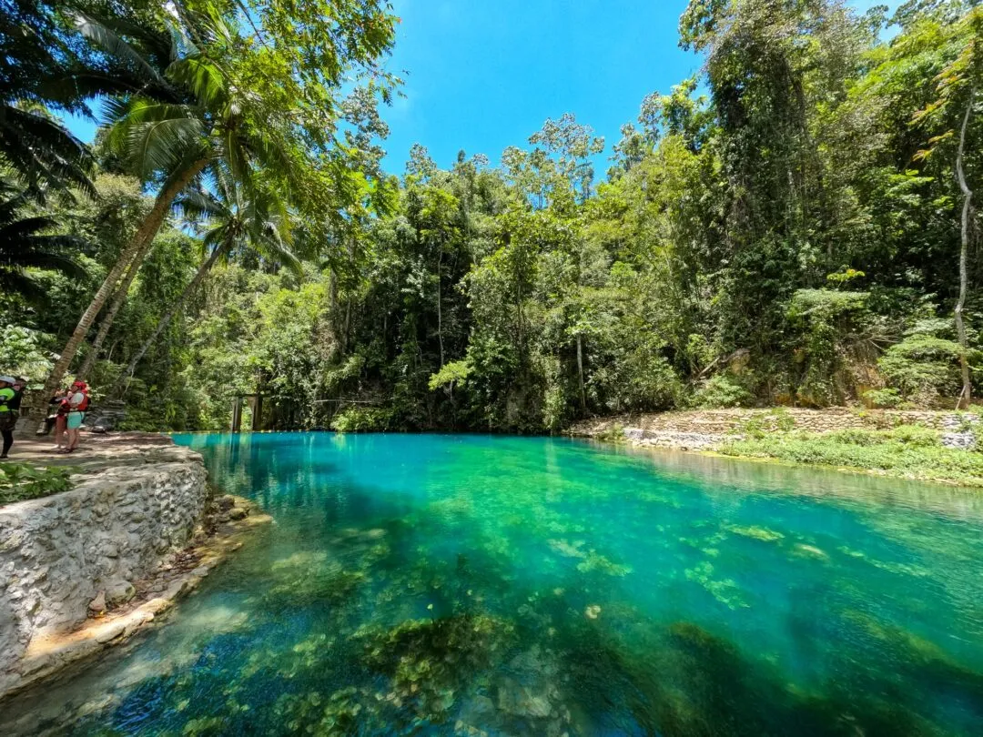 Lagoon tourist context cebu
