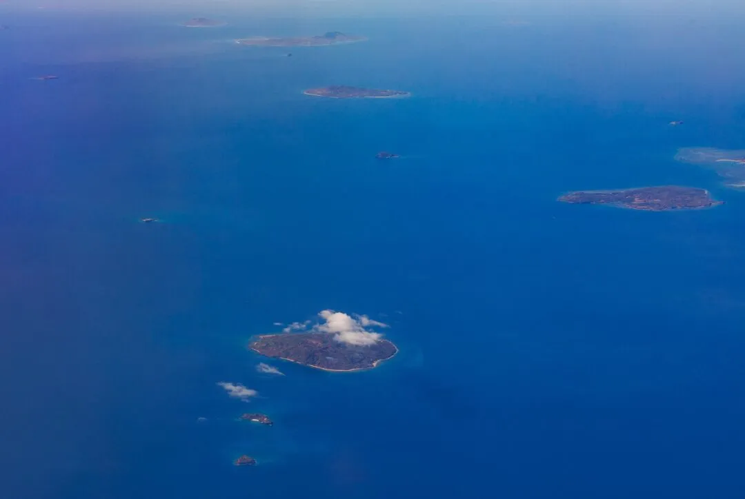 Minimalist aerial scattered islands El Nido