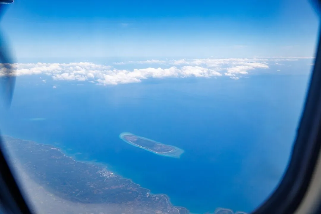 Oval window atoll arrival siargao