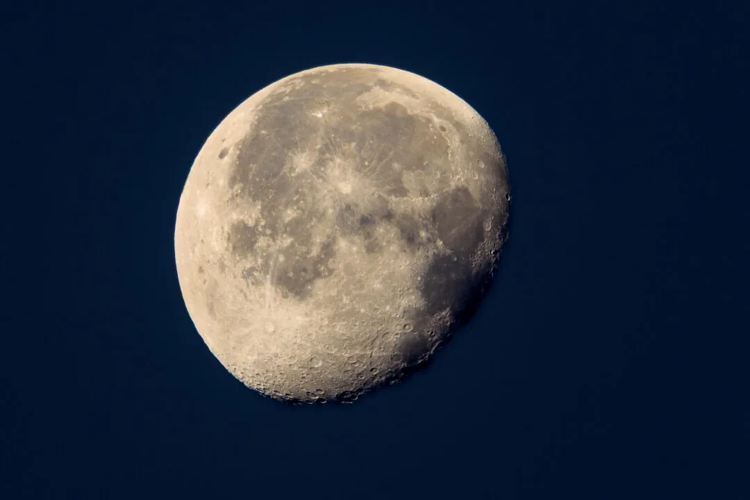 Moon macro detail, Oxford, Oxfordshire