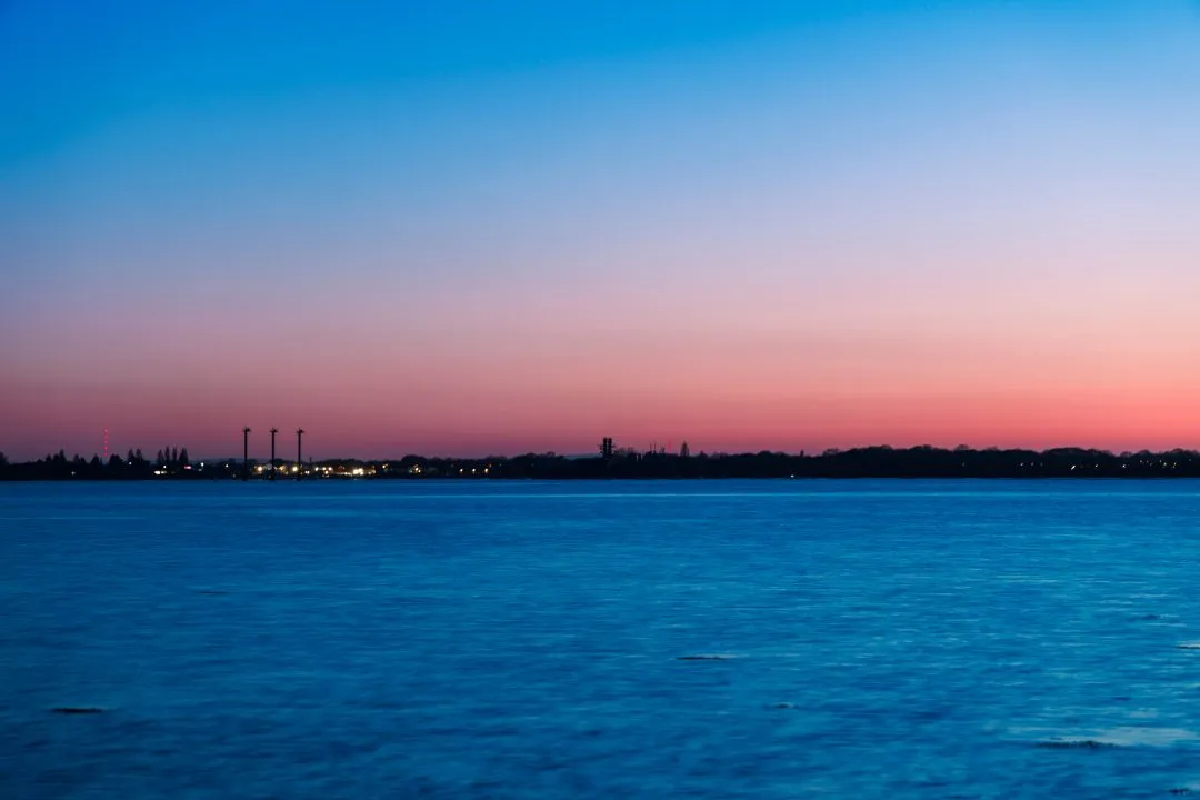 Harbour view magenta horizon, Portchester