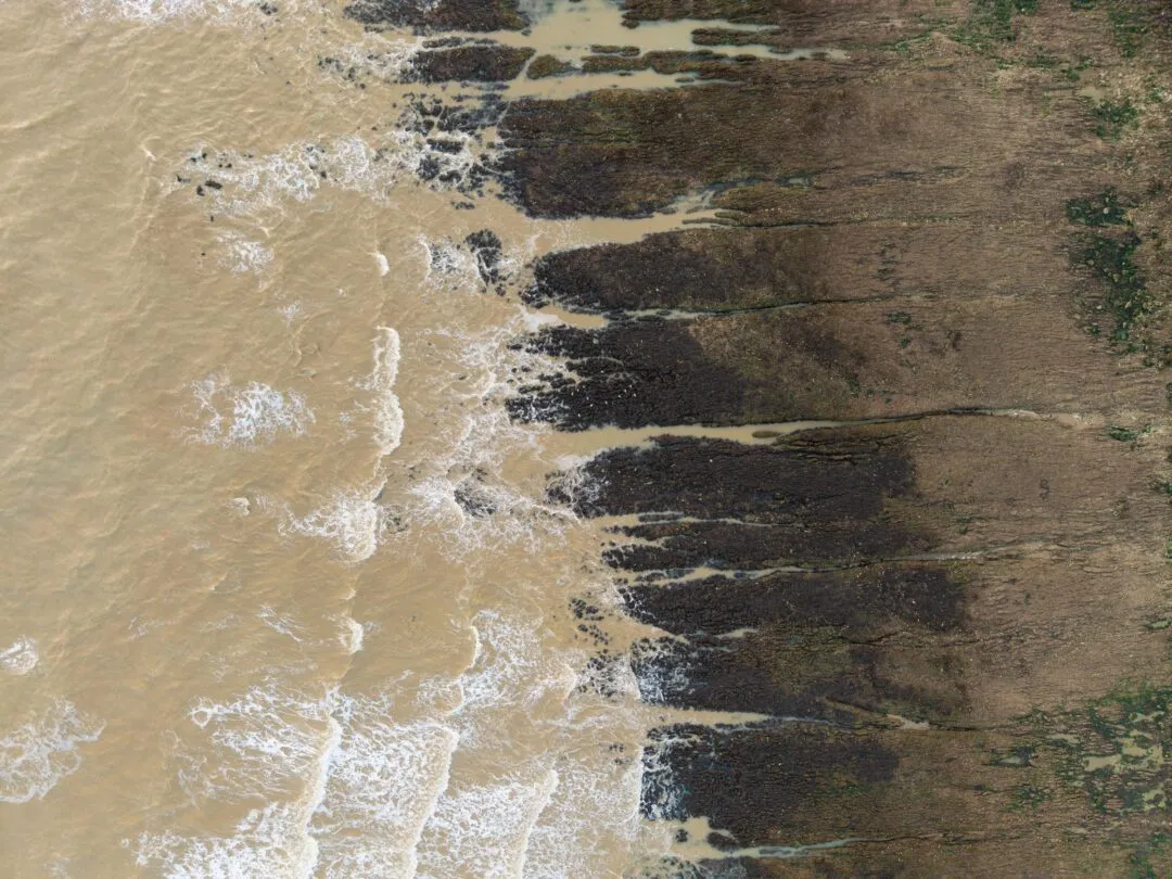 Seven sisters aerial wave patterns