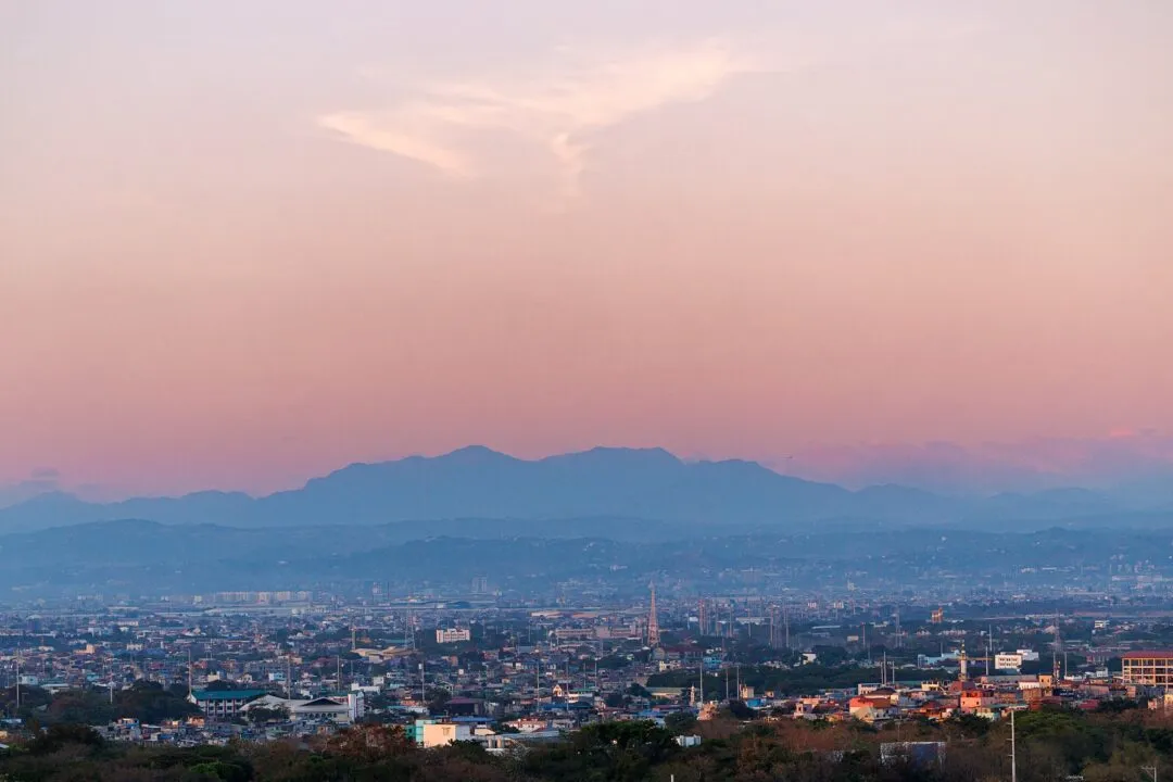 Skyline mountains pastel sunset manila