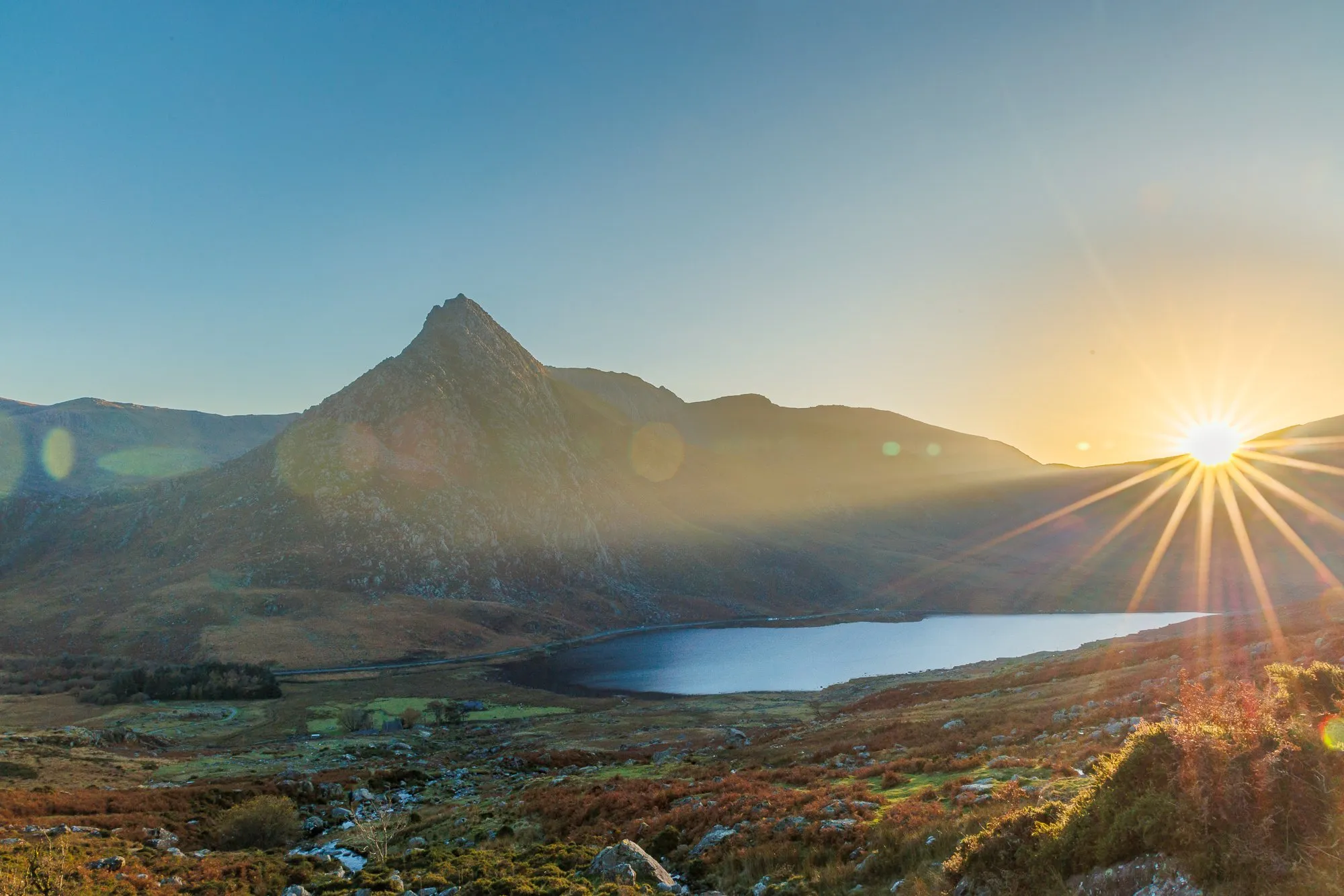 Snowdonia Tryfan Sunburst Sunrise Snowdonia tryfan sunburst sunrise
